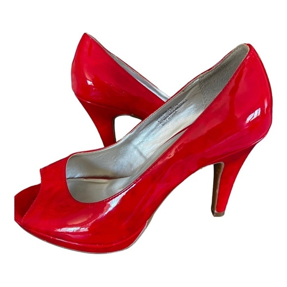 Andrew Geller peep toe heels size 7 W - Picture 1 of 9